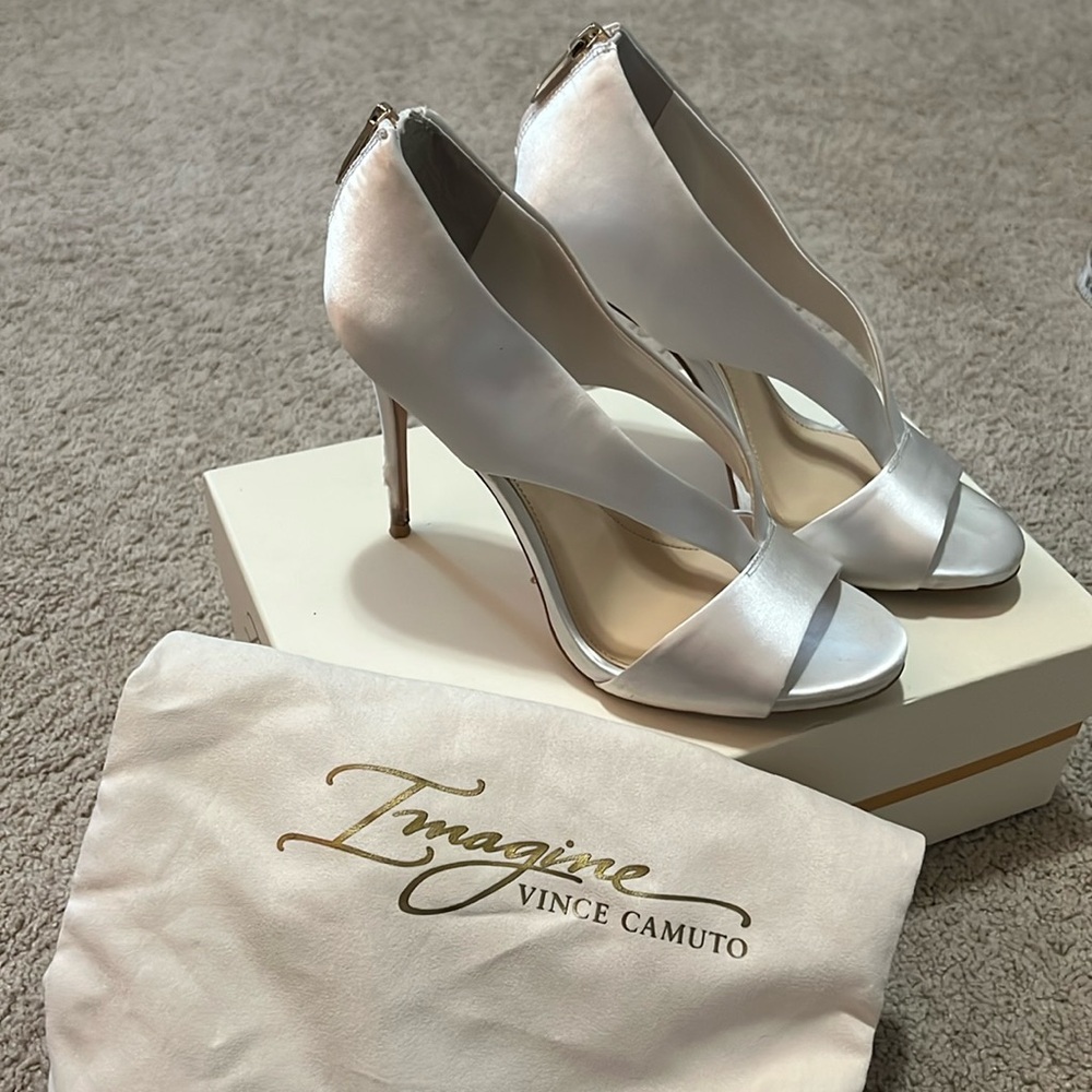 ❤️ final sale! Imagine by Vince camuto heels
